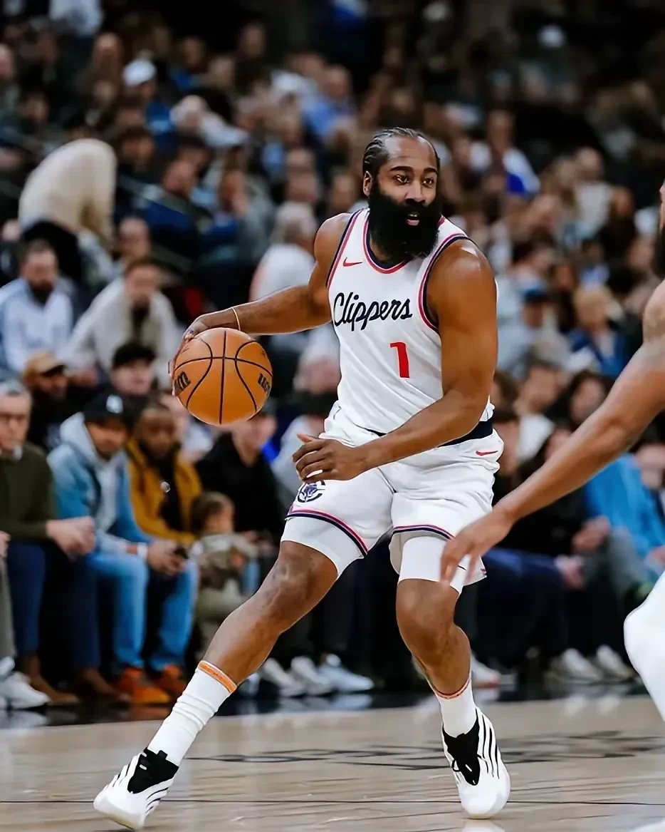 米兰体育登录入口-包含快船换帅，球队管理层重组调整中的词条