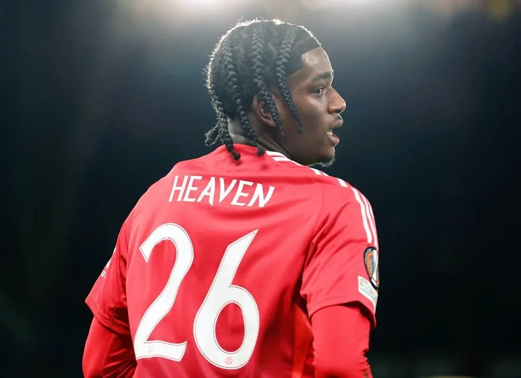 米兰体育官网登录网址-曼联客场继续不败，球队信心大增