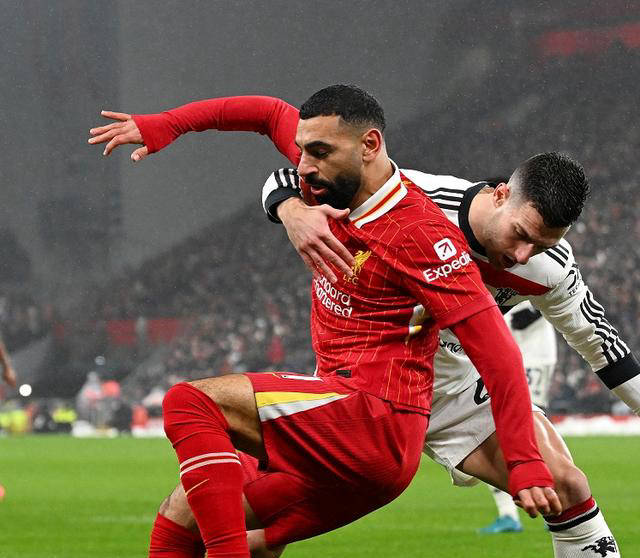 米兰体育官网登录网址-曼联客场继续不败,球队信心大增