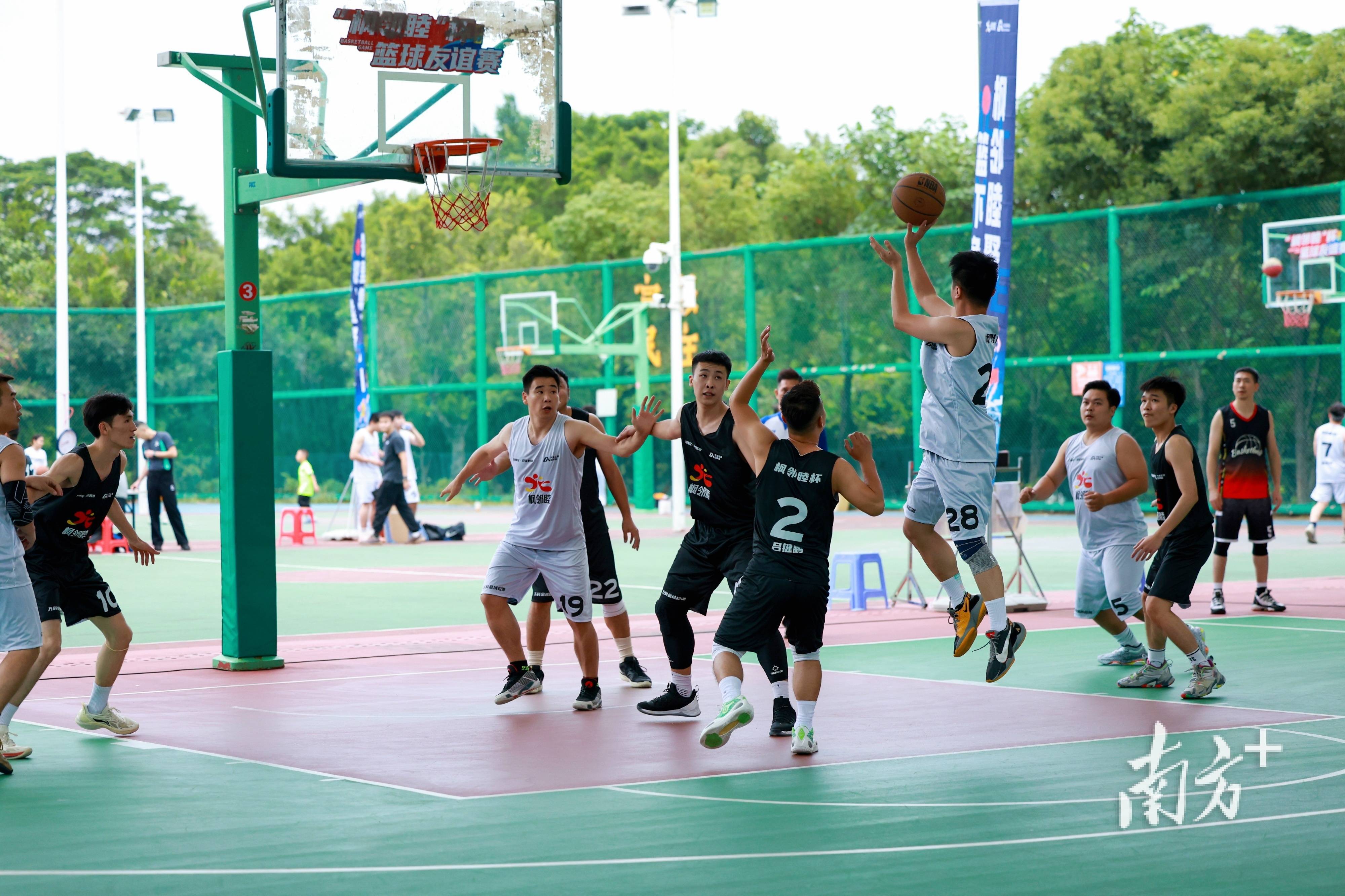 米兰体育登录入口-篮球比赛推动国际体育文化交流