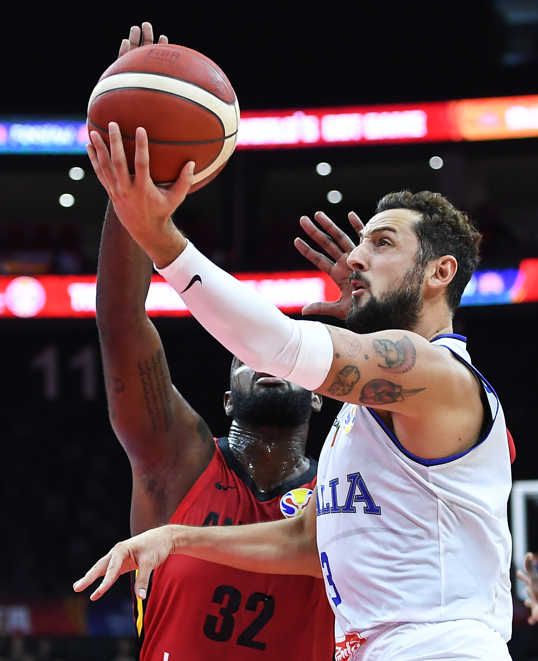 米兰体育视频-关于意大利连胜塞尔维亚，神勇挺进下一轮的信息