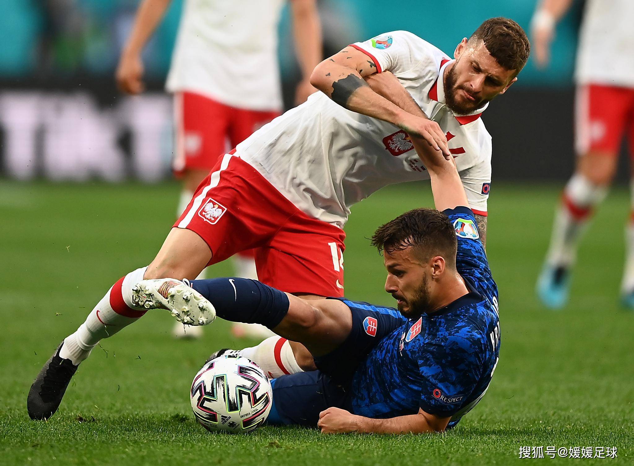 米兰体育app-包含强者如云，欧洲杯预选赛竞争激烈的词条