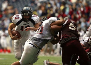 米兰体育娱乐-利物浦前锋表现抢眼,或成独中锋新希望