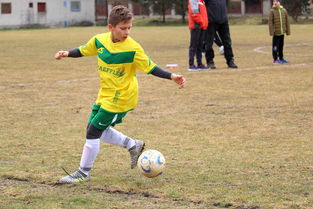 米兰体育平台-马赛客场逆转林茨,豪取客场重要三分