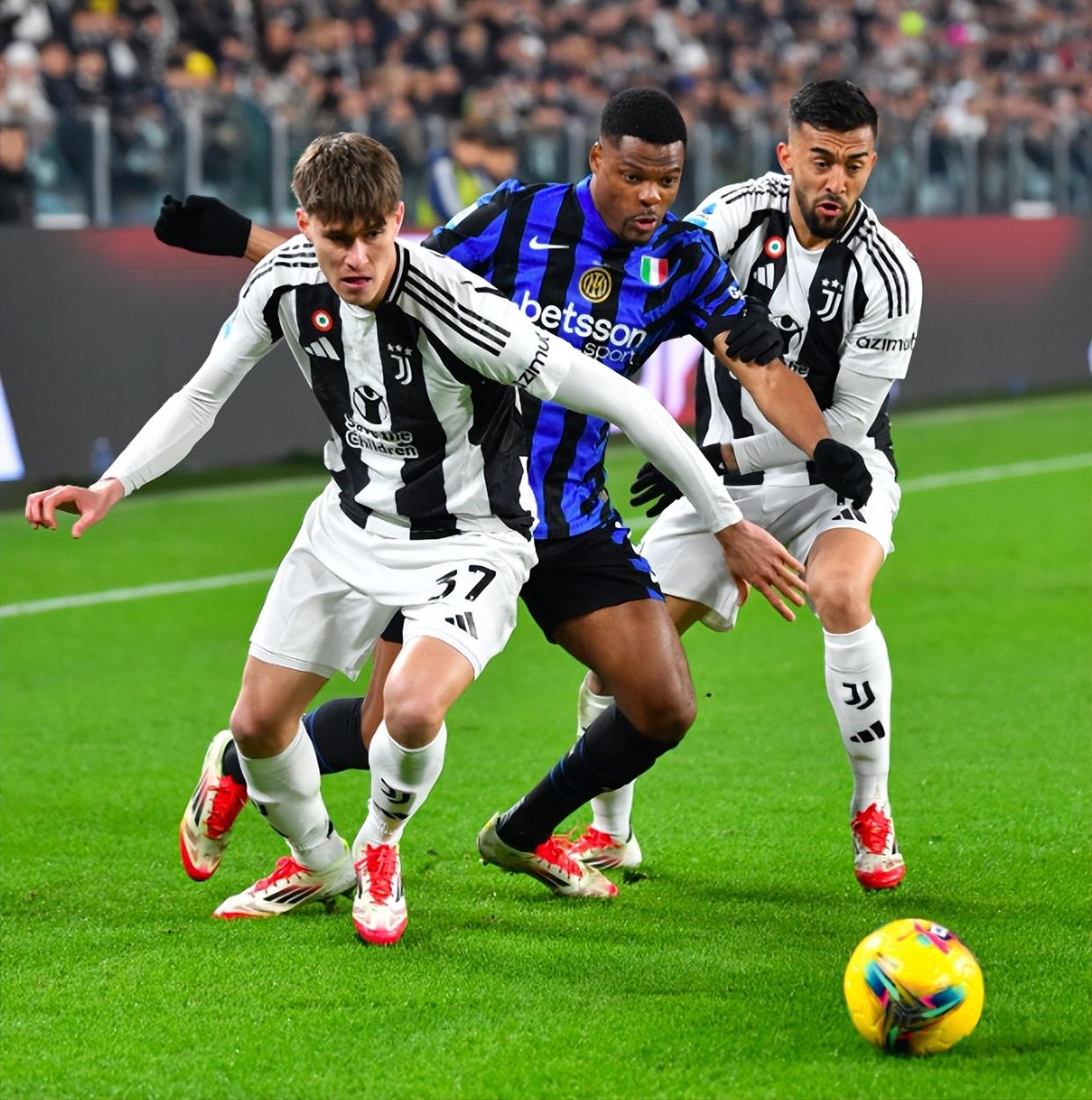 米兰体育馆-包含北京德比登场，谁能胜出抢夺头名？的词条