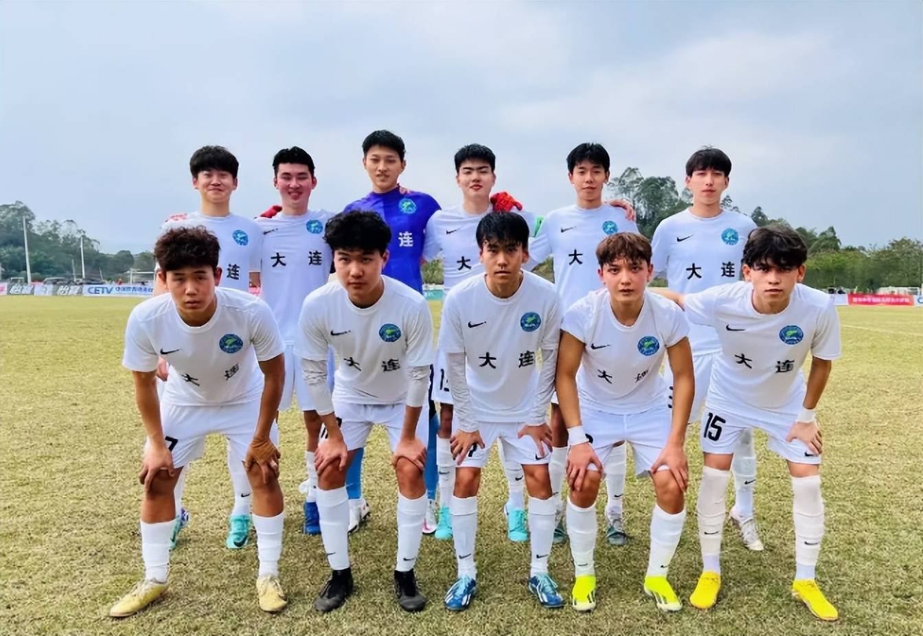 米兰体育馆-关于大连一方对阵河南建业，期待领先争胜的信息