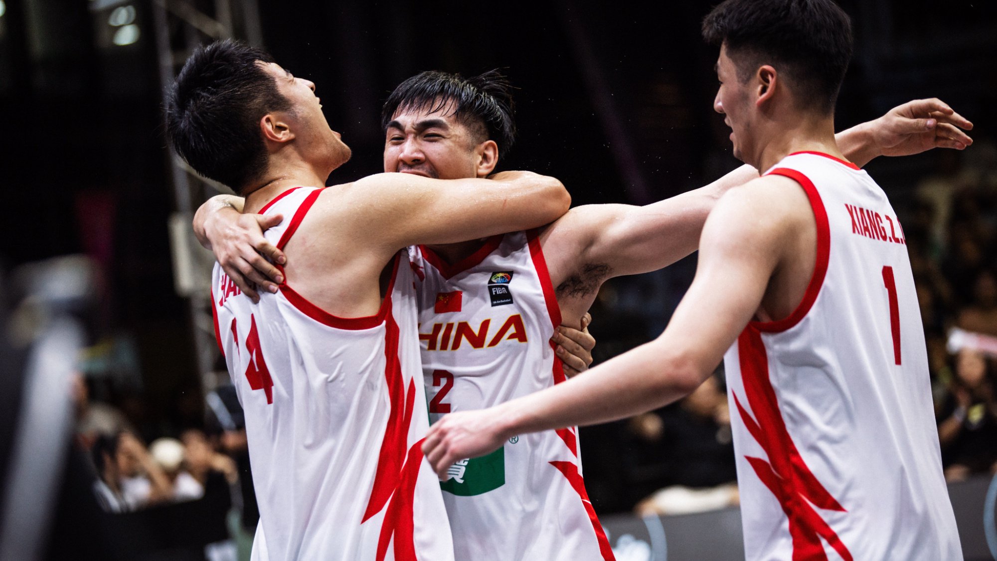 包含正在进行的世界杯篮球预选赛中,意大利队取得三连胜的词条