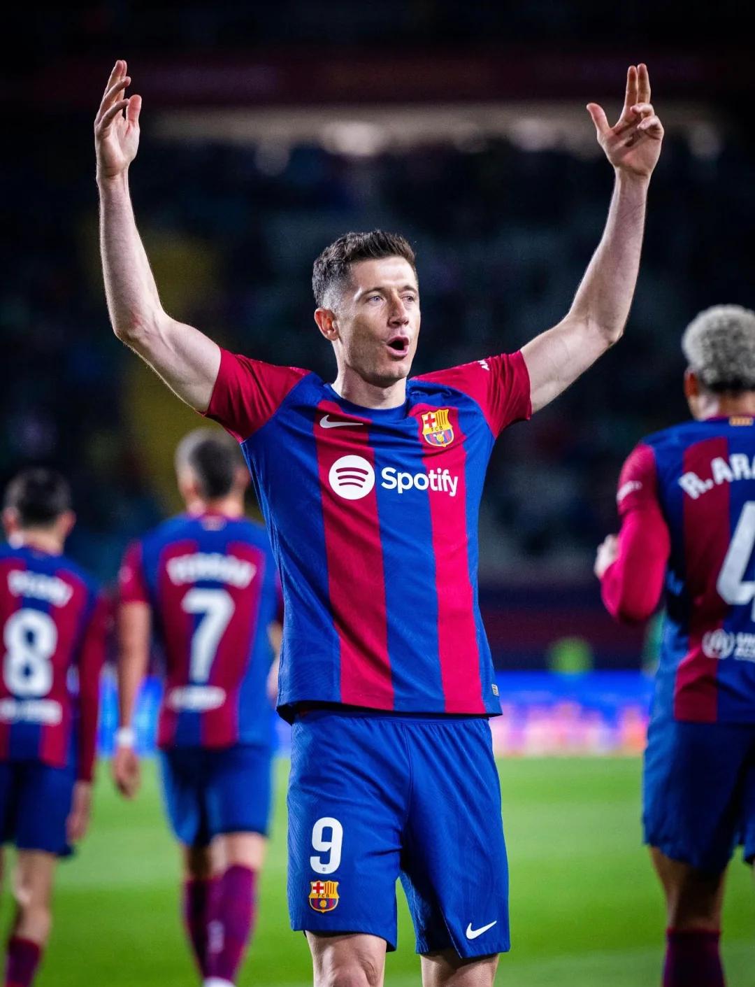 米兰体育网站入口-瓦伦西亚主场失利,遭遇联赛连败