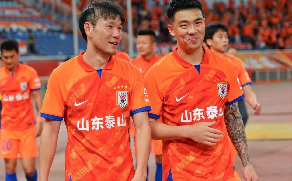 米兰体育下载-山东鲁能全面占优，轻松战胜对手