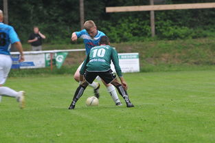 米兰体育中国官网-主帅战术调整带来的德甲球队稳步提升,德甲球队主教练